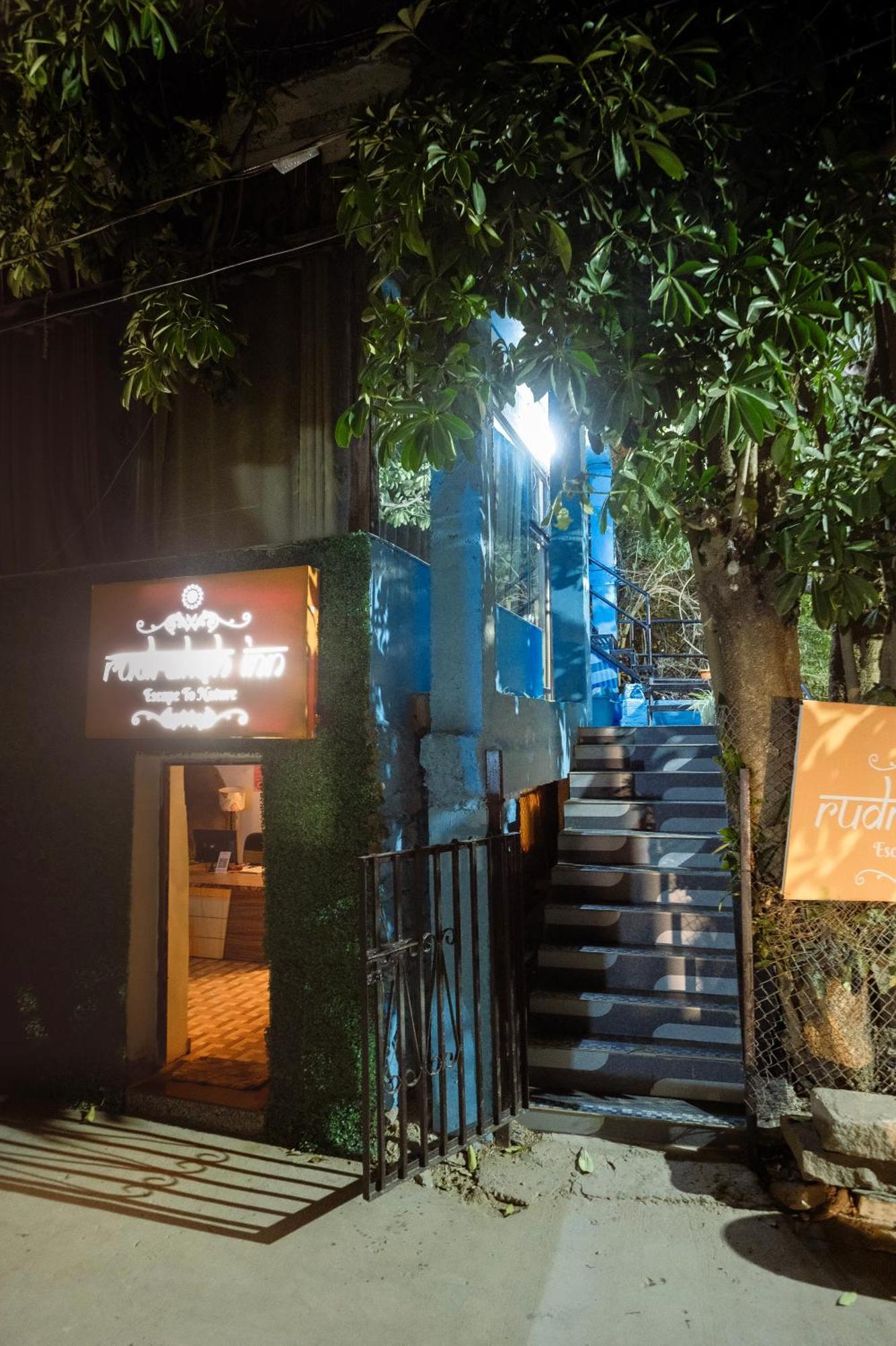 Rudraksha Inn Mount Abu Exterior photo