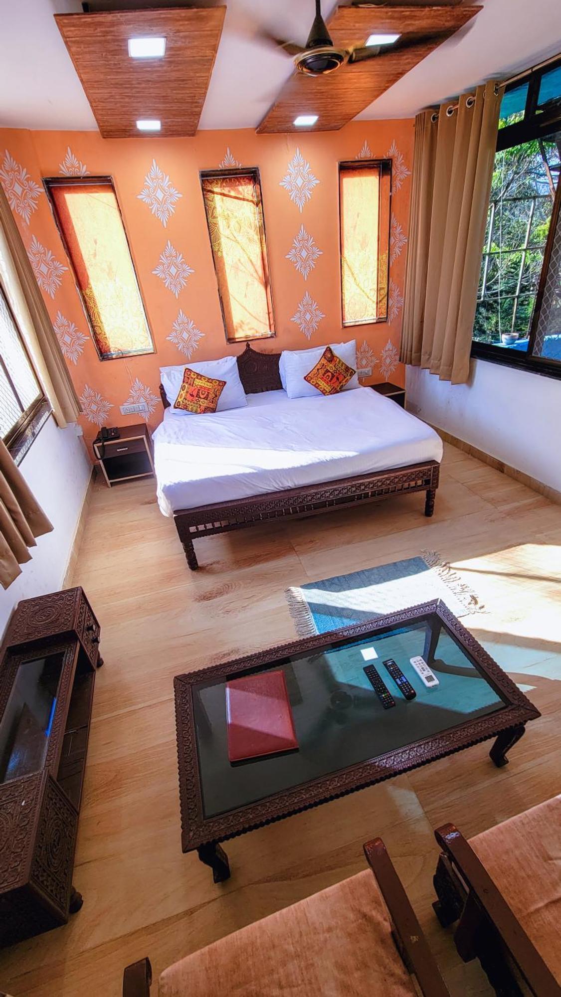 Rudraksha Inn Mount Abu Exterior photo