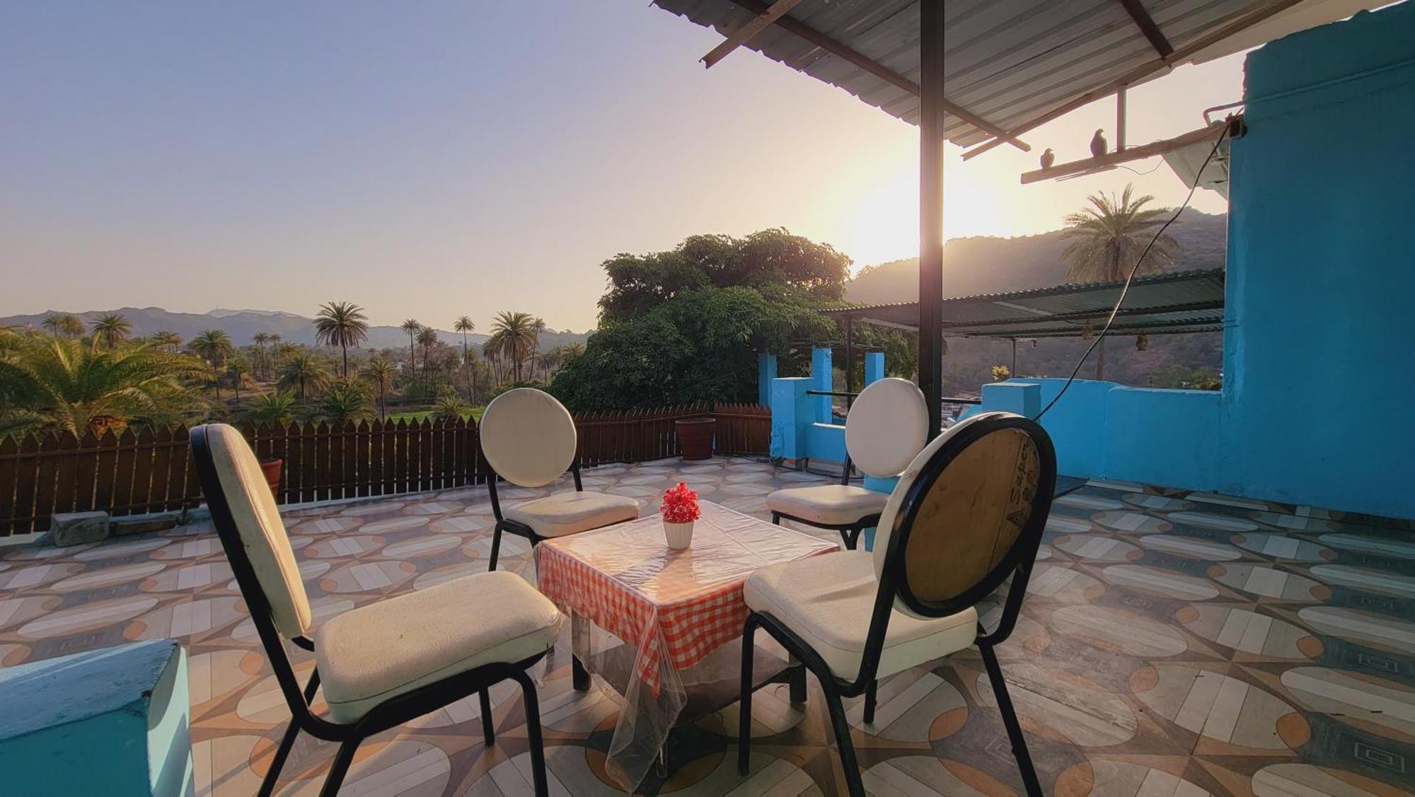 Rudraksha Inn Mount Abu Exterior photo