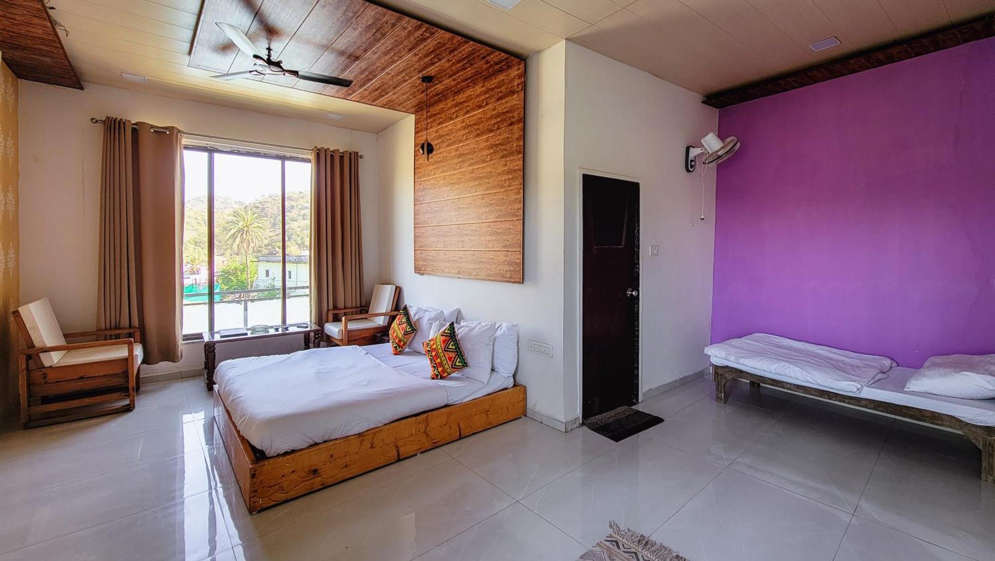 Rudraksha Inn Mount Abu Exterior photo