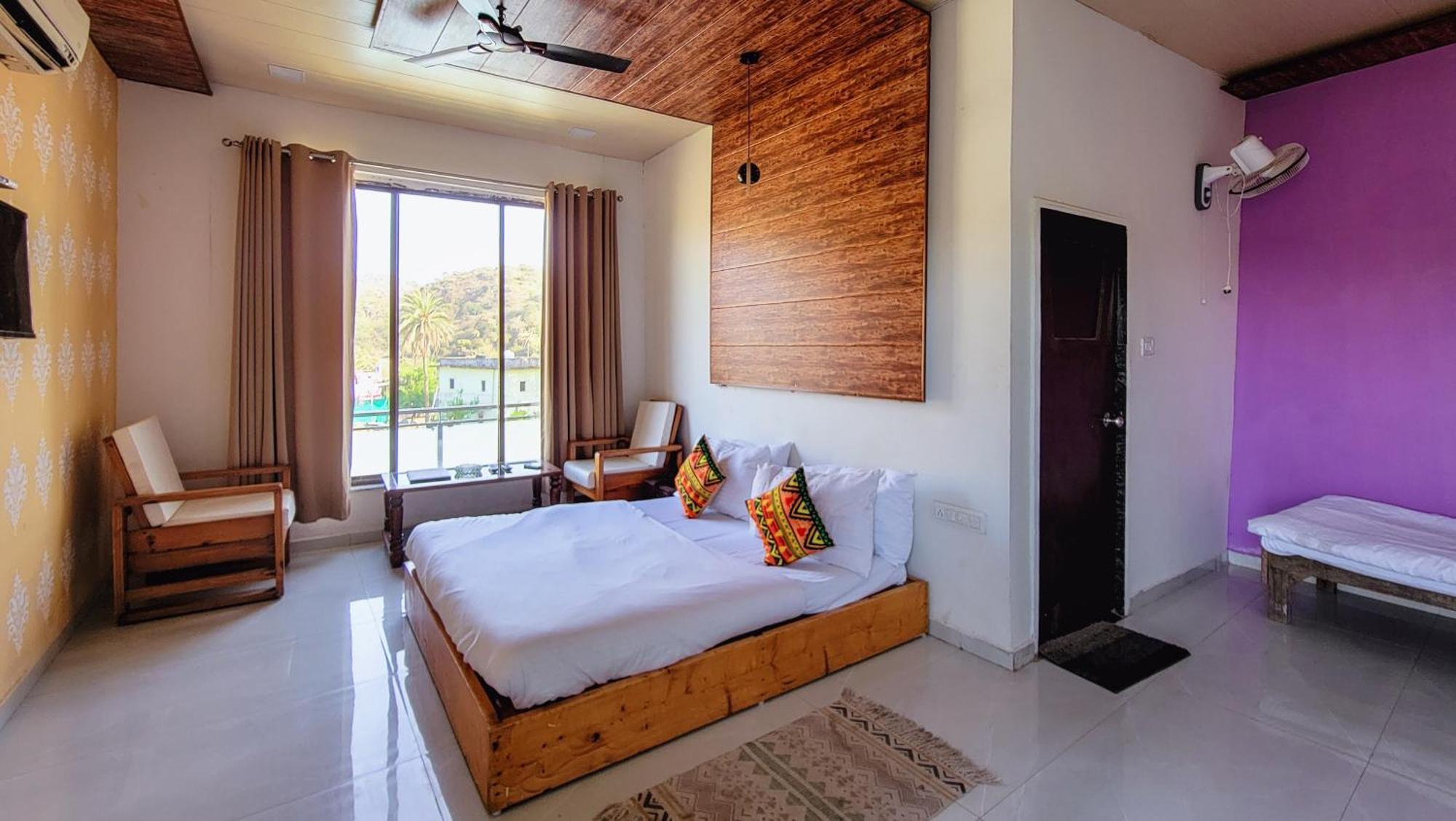 Rudraksha Inn Mount Abu Exterior photo