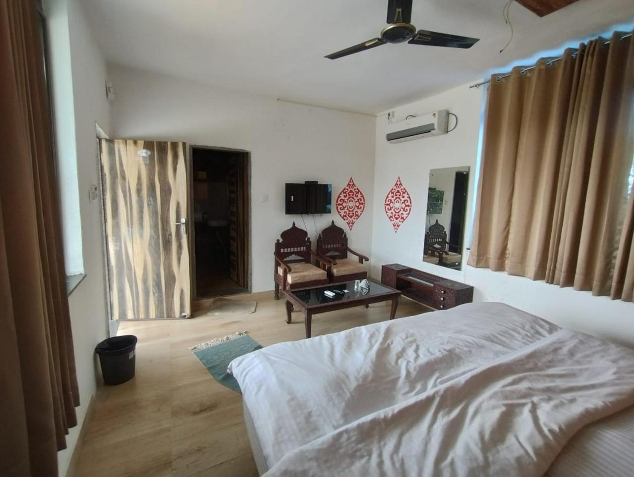 Rudraksha Inn Mount Abu Exterior photo