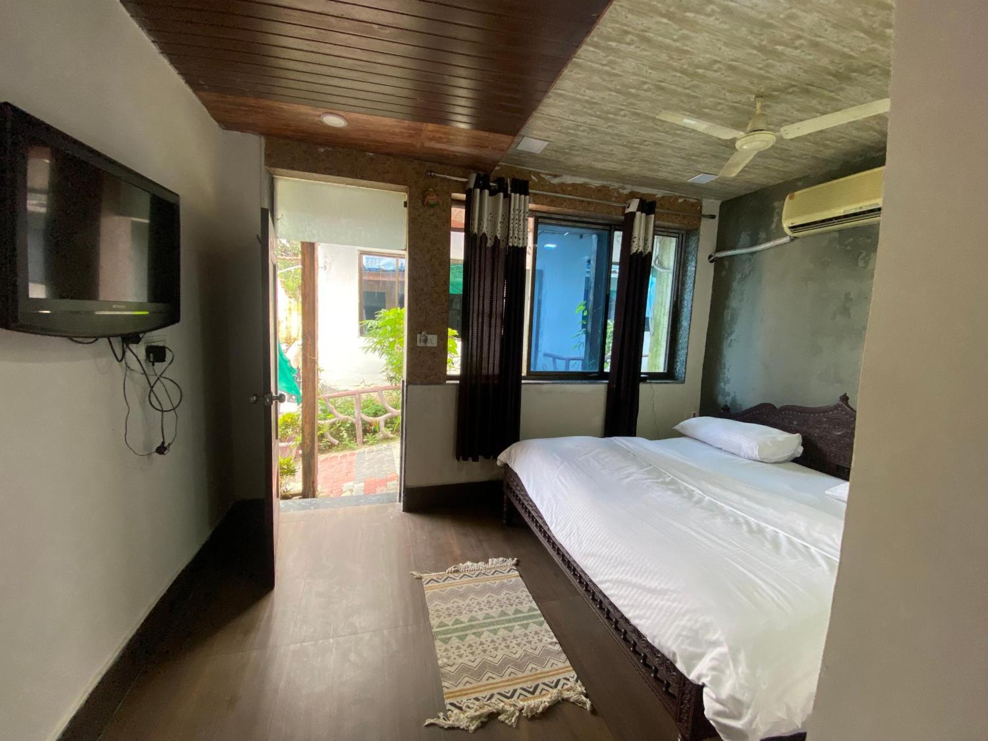 Rudraksha Inn Mount Abu Exterior photo